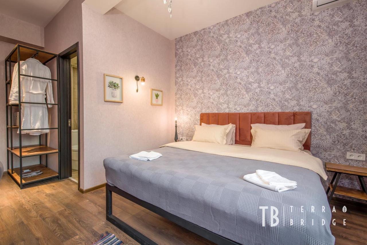 Inn Terra Bridge *